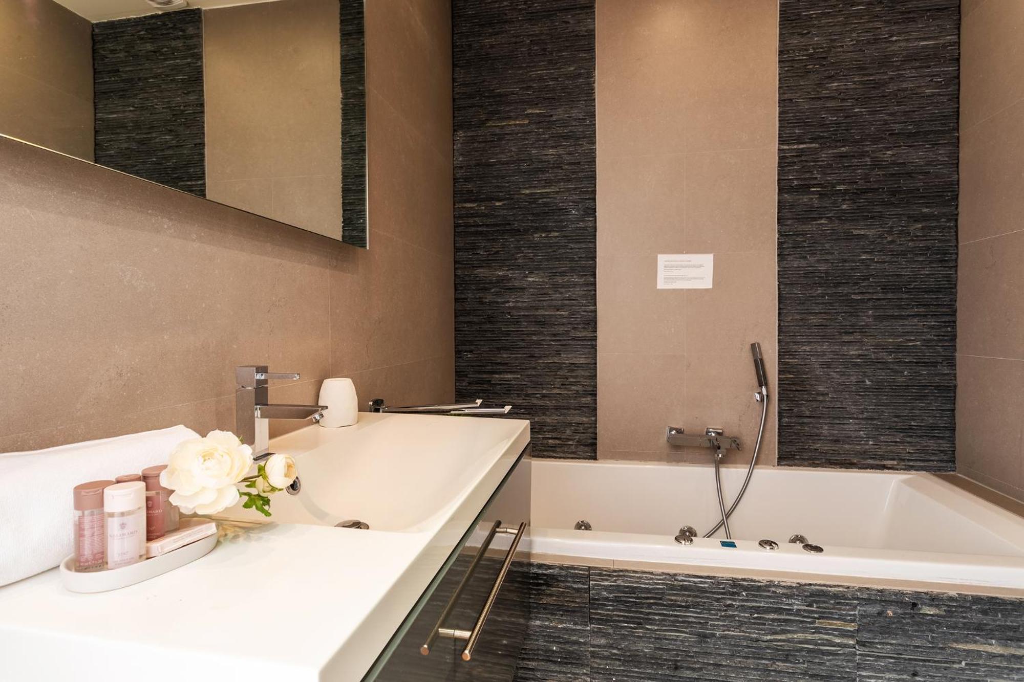 Metropole Ap4113 Nice, By Riviera Holiday Homes Экстерьер фото